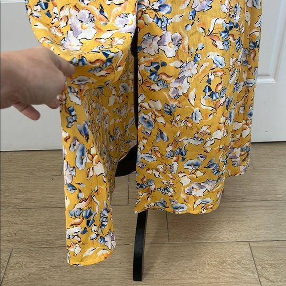 Collective Concepts Sundress with Criss Cross Back Off Shoulder Front Slit - Picture 5 of 10